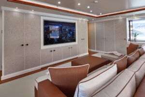 M/Y MIMTEE for charter