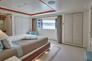 M/Y MIMTEE for charter