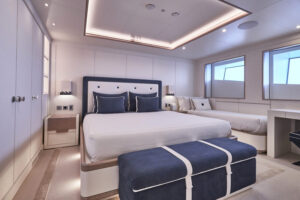 M/Y MIMTEE for charter