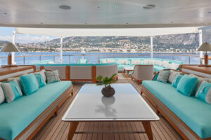 M/Y MIMTEE for charter